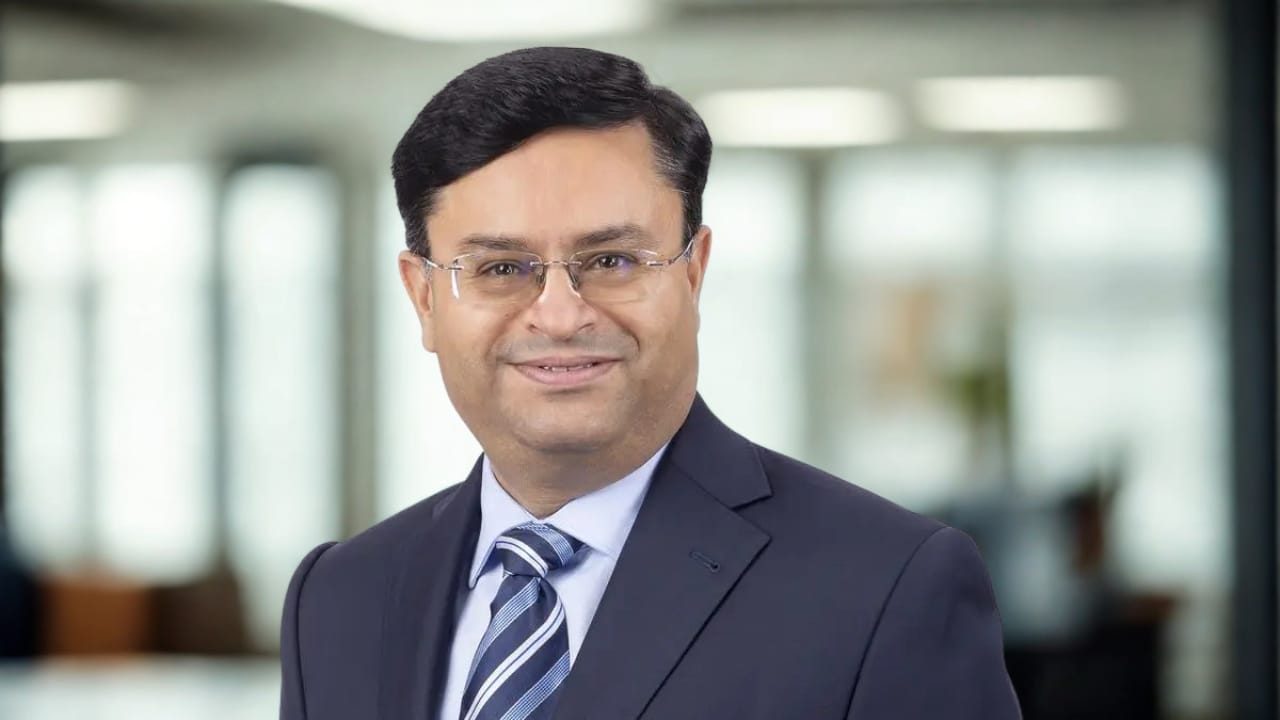 Daimler India’s Satyakam Arya to lead Hino Motors as President & CEO