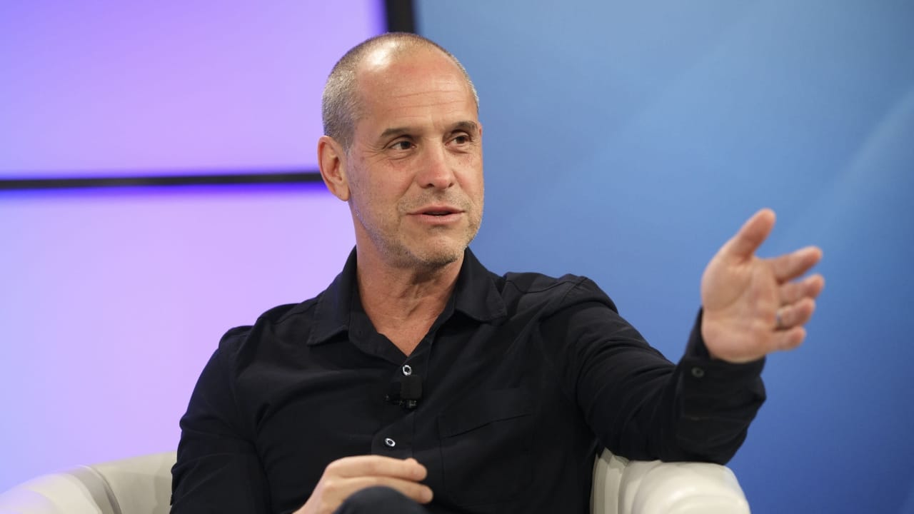 Paramount co-CEO Brian Robbins steps down as Skydance deal nears