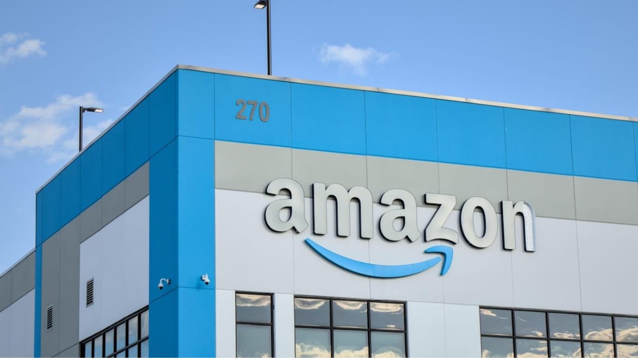 Amazon’s cost cuts deepen with 700 New York layoffs and fresh legal scrutiny