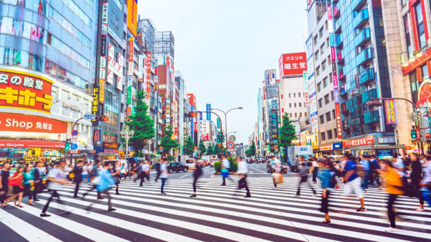 Tokyo moves to boost fertility rates with four-day workweek
