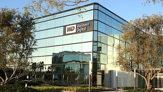 Western Digital appoints Dr. Thomas Caulfield and Miyuki Suzuki to its Board of Directors