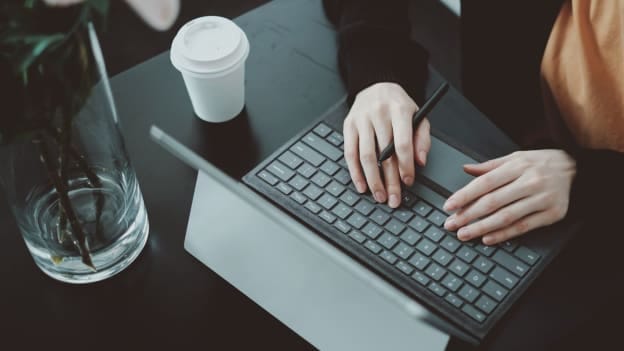 Australian workers resist return-to-office but are lonelier, new research reveals