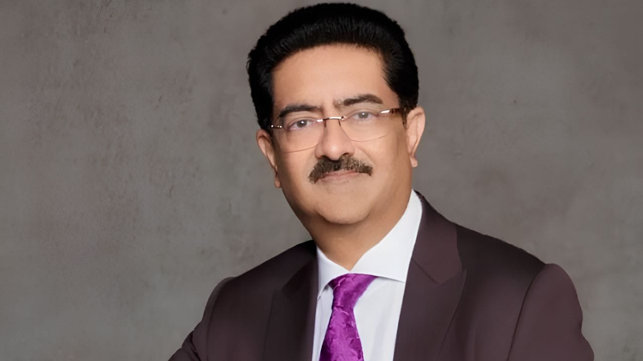 Kumar Mangalam Birla takes charge as Vodafone Idea chairman, Ravinder Takkar steps down