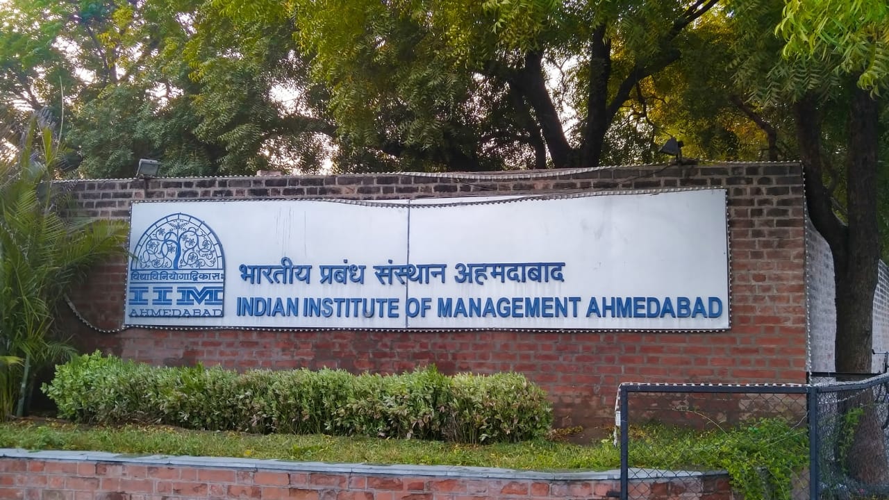 Top recruiters push IIM Ahmedabad mean salaries to Rs 35.5 lakh