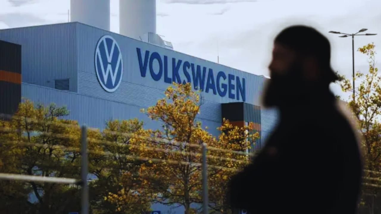 Volkswagen shuts down factory for the first time in 88 years