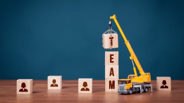 India's hiring trends: 37% of employers set to ramp up recruitment by March 2024