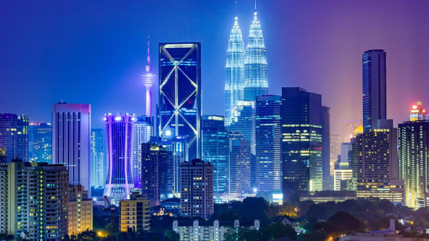 Investment companies in Malaysia commit to living wage