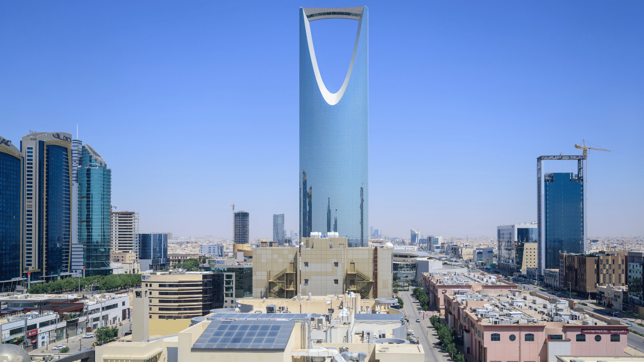 Saudi Arabia pushes firms with 20+ workers to regularise labour housing under new compliance drive