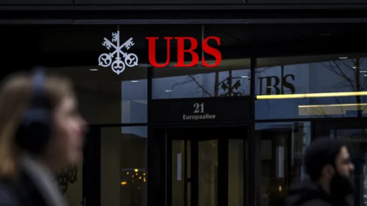 UBS signals fresh layoffs, may cut 10,000 jobs by 2027